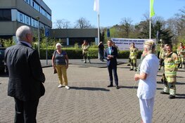 Brandweer Blaricum en Laren bedanken zorgmedewerkers