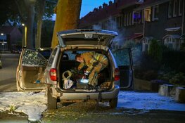 Auto gaat in vlammen op in Hilversum