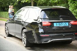 Gewonde na botsing op kruising Hilversum