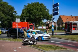 Rij-instructeur naar ziekenhuis na aanrijding in Hilversum