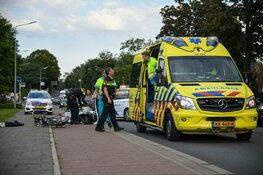 Gewonde bij botsing tussen fietser en snorbrommer in Hilversum