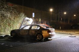 Gestolen auto brandt uit in Bussum