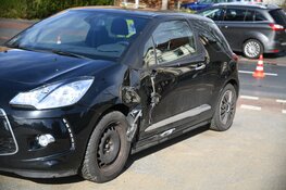 Brommerrijder gewond na ongeval met auto in Hilversum