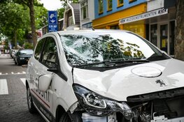 Twee bezorgers botsen tegen elkaar