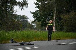 Weg afgesloten in Kortenhoef na botsing