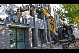 Burgemeester neemt 'hap' uit politiebureau